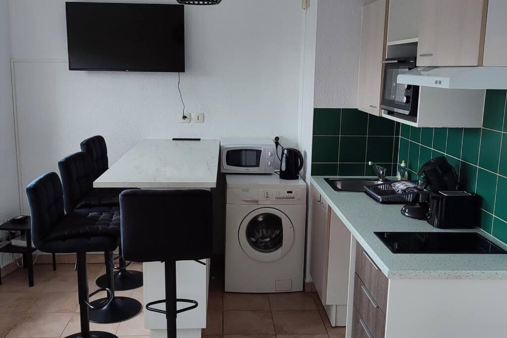 Appartement Face A La Gare Annemasse Extérieur photo